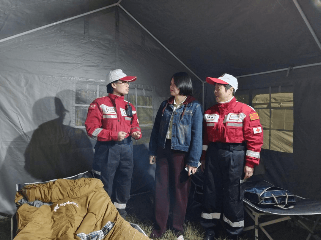 红十字会顺利完成2025年应急救援培训演练冰球突破技巧以练筑防 守护民生——钦州市(图2)